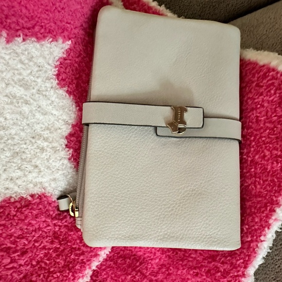 Medium Bifold Wallet - Picture 1 of 7